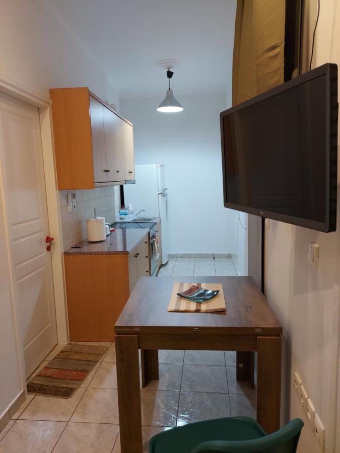 Adler 2 Cozy 2 Persons Downtown Apartment Piraeus